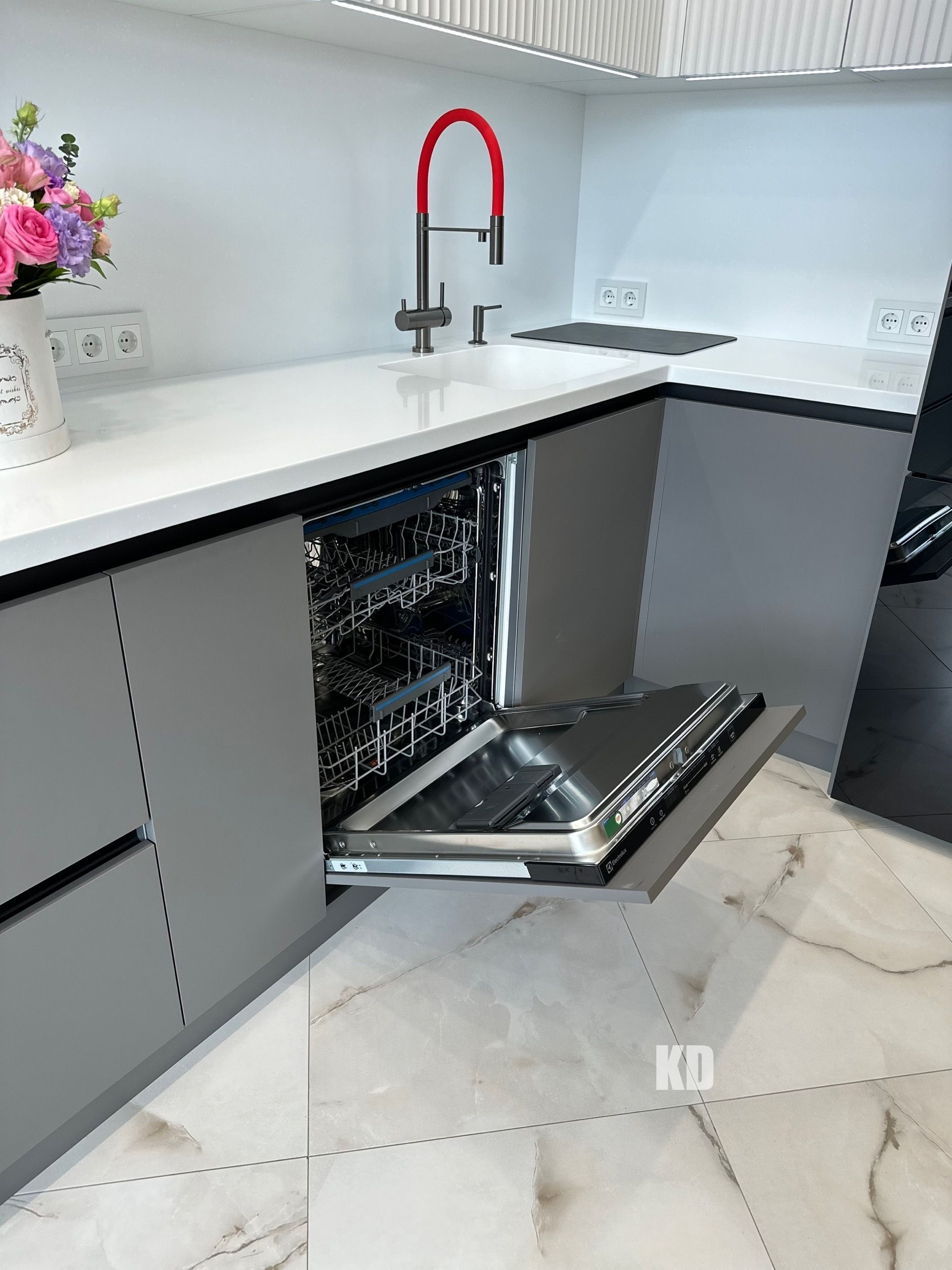 Кухня современная Birchwood Series Кухня современная Birchwood Series